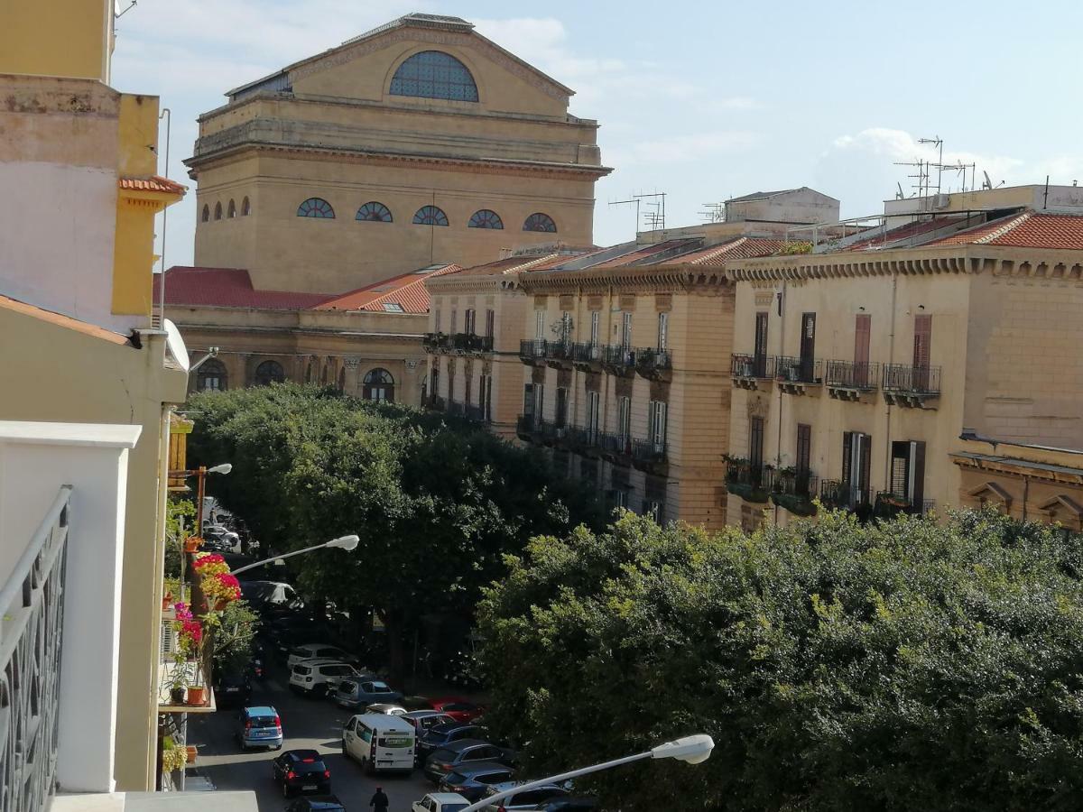 Apartament Terrazza Massimo Palermo Zewnętrze zdjęcie